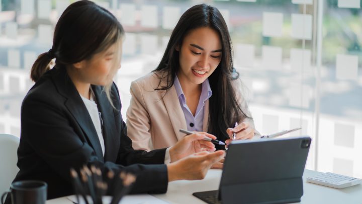 Как мы нашли руководителя юридической функции без готовой базы в Казахстане?